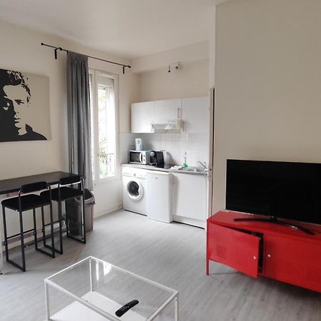 Charming Parisian Studio! 塞纳河畔伊夫里 外观 照片