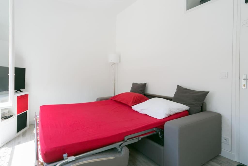 Charming Parisian Studio! 塞纳河畔伊夫里 外观 照片