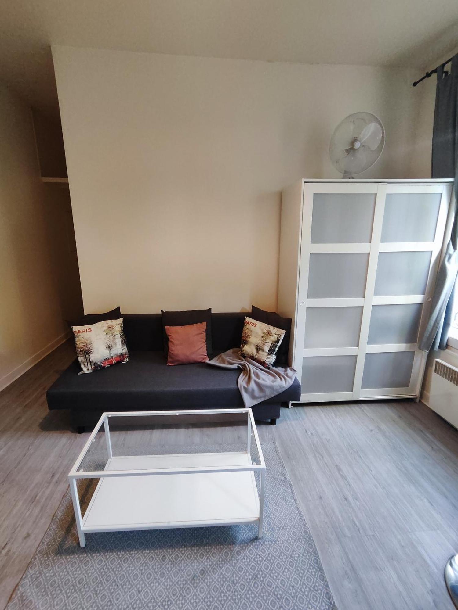 Charming Parisian Studio! 塞纳河畔伊夫里 外观 照片