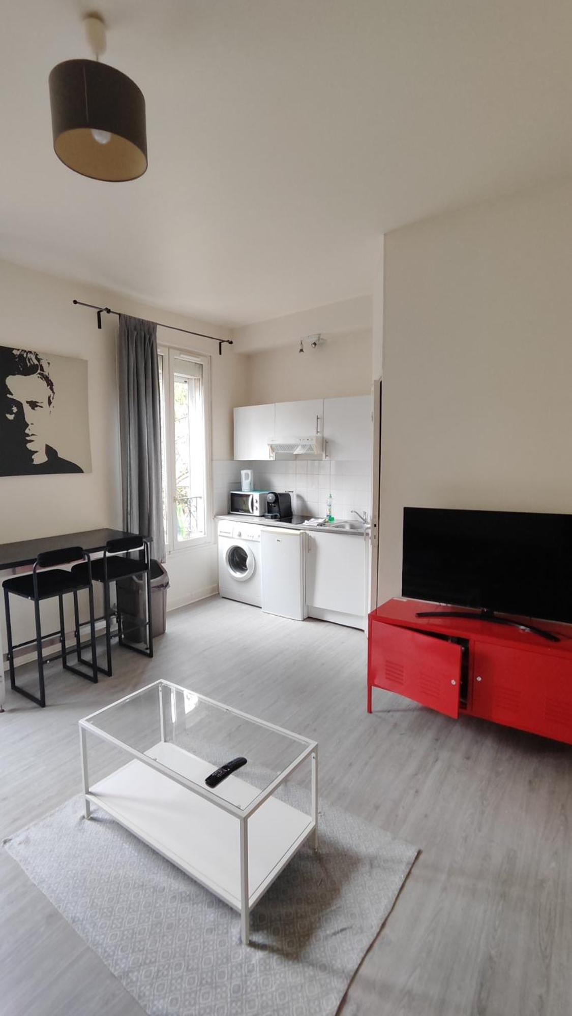 Charming Parisian Studio! 塞纳河畔伊夫里 外观 照片