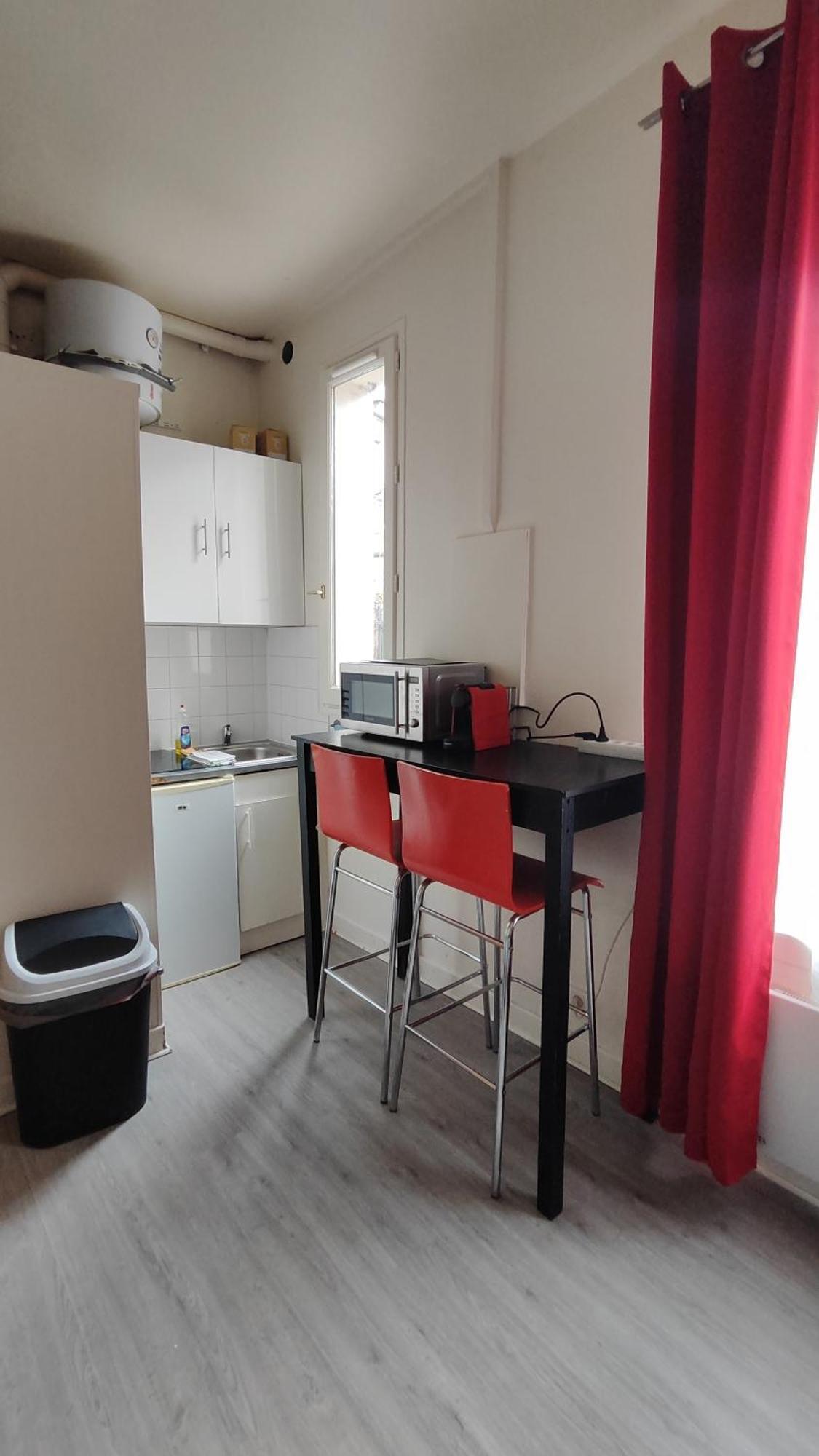 Charming Parisian Studio! 塞纳河畔伊夫里 外观 照片